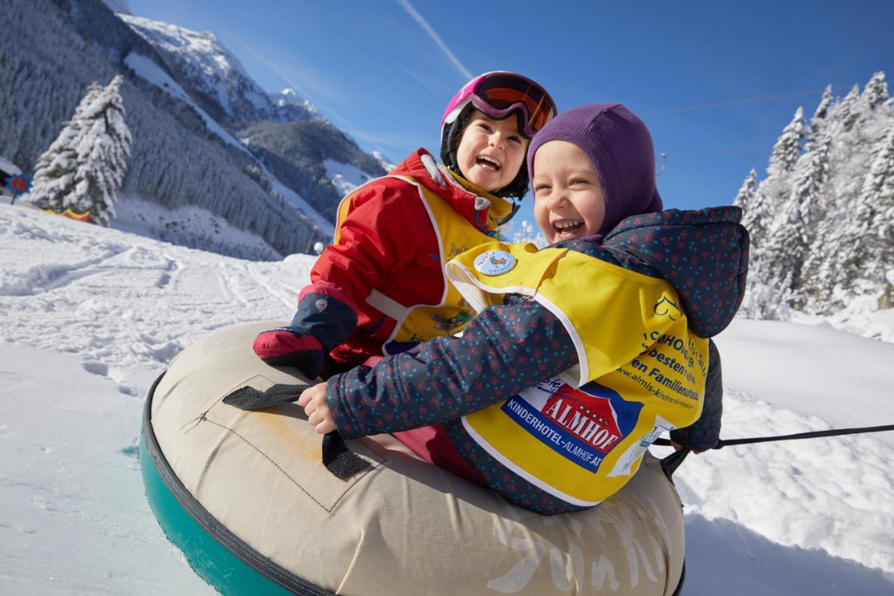 Almhof Family Und Wellness Resort Gerlos Zewnętrze zdjęcie